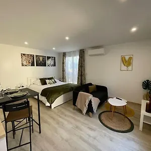  Appartement 27m² Sur La Cote Pavee Avec Parking Prive
